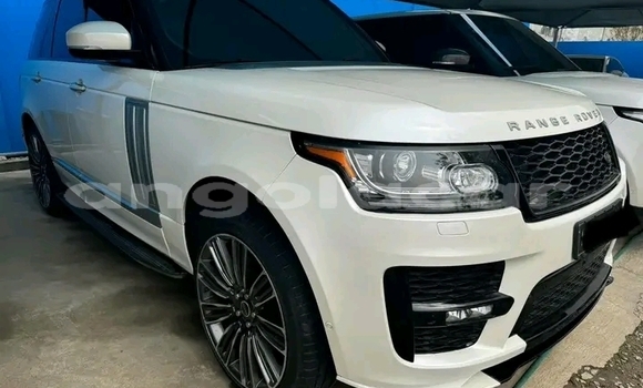 Comprar Usado Range Rover Range Rover Branco Carro em Luanda em Luanda Province