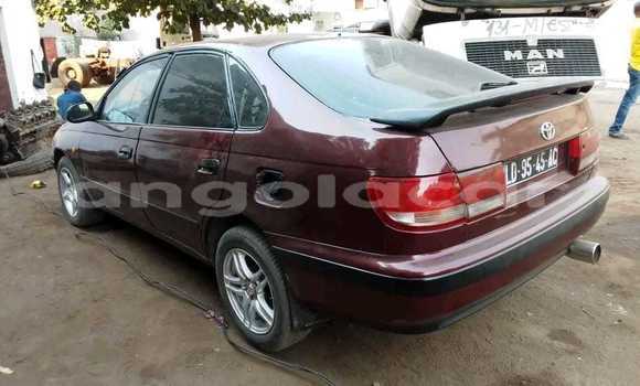 Acheter Occasion Voiture Toyota Carina E Rouge à Luanda, Province de Luanda Acheter Occasion Voiture Toyota Carina E Rouge à Luanda, Province de Luanda