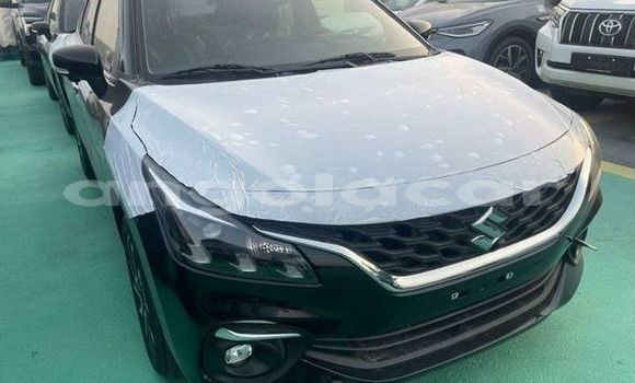 Comprar Usado Suzuki Baleno Preto Carro em Luanda em Luanda Province