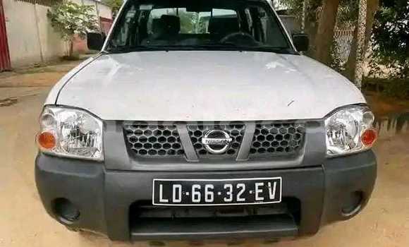 Acheter Occasion Voiture Nissan Hardbody Blanc à Luanda, Province de Luanda