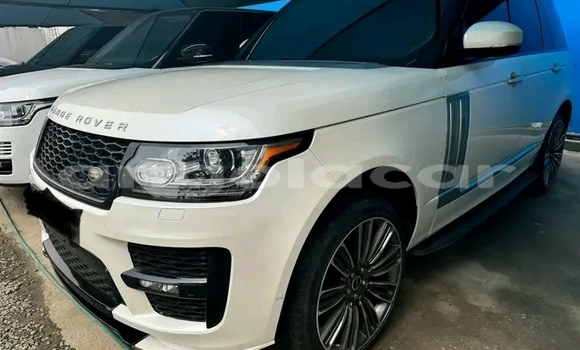 Acheter Occasion Voiture Land Rover Range Rover Evoque Blanc à Luanda, Province de Luanda Acheter Occasion Voiture Land Rover Range Rover Evoque Blanc à Luanda, Province de Luanda