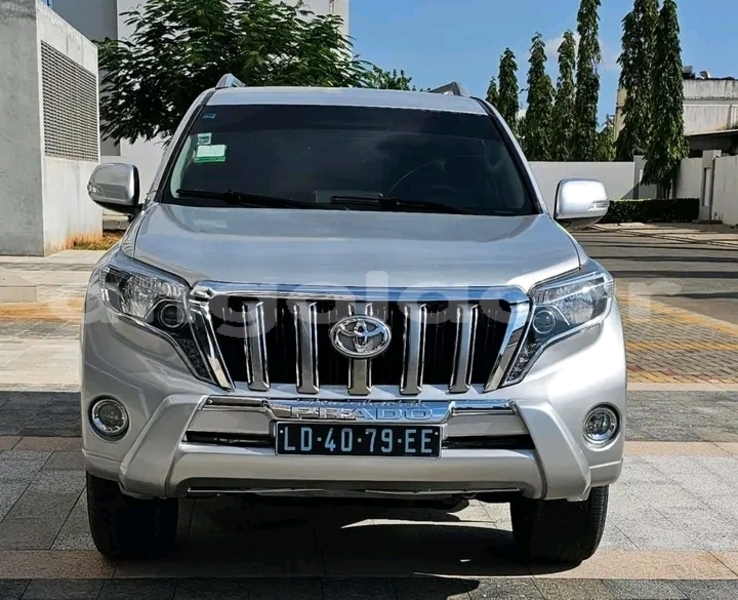 Big with watermark toyota land cruiser prado luanda province luanda 39210