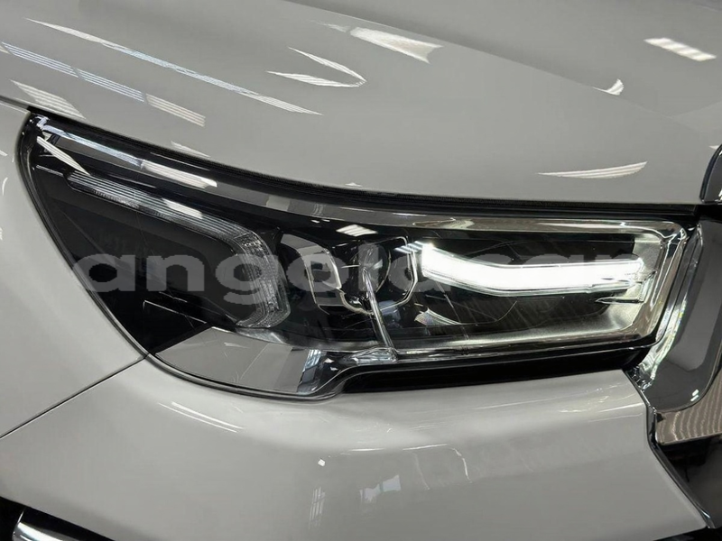 Big with watermark toyota hilux luanda province luanda 39211