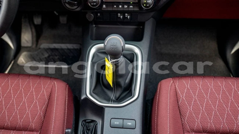 Big with watermark toyota hilux luanda province luanda 39211
