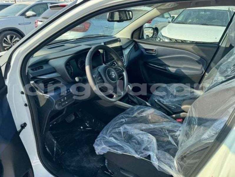 Big with watermark suzuki baleno luanda province luanda 39220