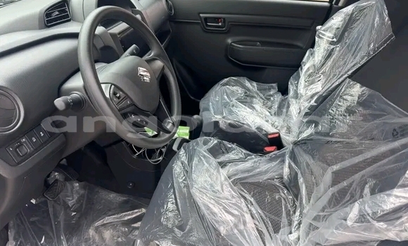 Comprar Novo Suzuki SX4 Branco Carro em Luanda em Luanda Province Comprar Novo Suzuki SX4 Branco Carro em Luanda em Luanda Province