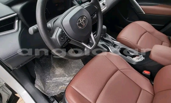 Comprar Usado Toyota RAV4 Branco Carro em Luanda em Luanda Province Comprar Usado Toyota RAV4 Branco Carro em Luanda em Luanda Province