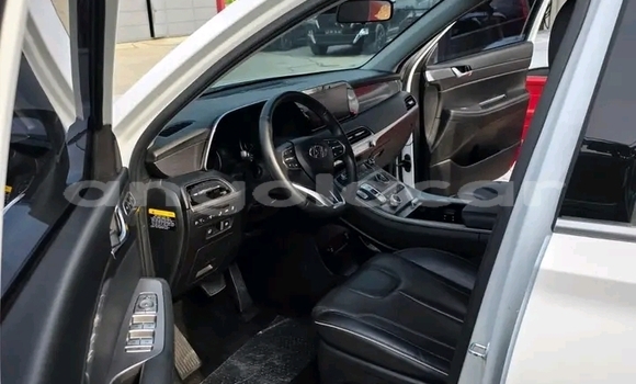 Comprar Novo Hyundai Pony Branco Carro em Luanda em Luanda Province Comprar Novo Hyundai Pony Branco Carro em Luanda em Luanda Province