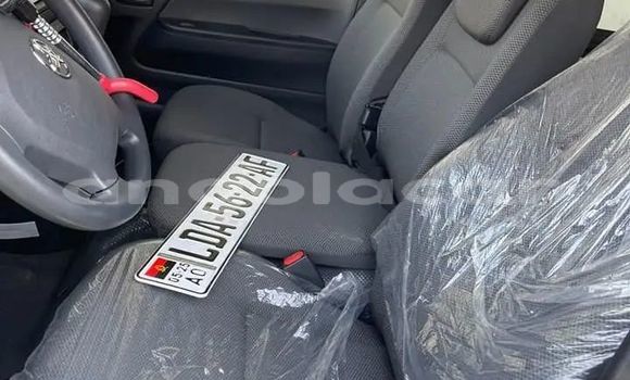 Comprar Usado Toyota Hiace Branco Carro em Luanda em Luanda Province Comprar Usado Toyota Hiace Branco Carro em Luanda em Luanda Province