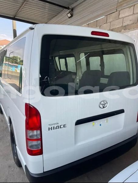 Big with watermark toyota hiace luanda province luanda 39239