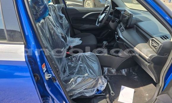 Comprar Usado Suzuki Swift Azul Carro em Luanda em Luanda Province Comprar Usado Suzuki Swift Azul Carro em Luanda em Luanda Province