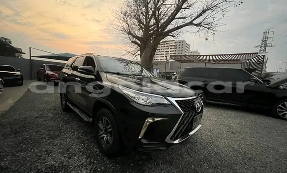 Comprar Usado Toyota Fortuner Preto Carro em Luanda em Luanda Province Comprar Usado Toyota Fortuner Preto Carro em Luanda em Luanda Province