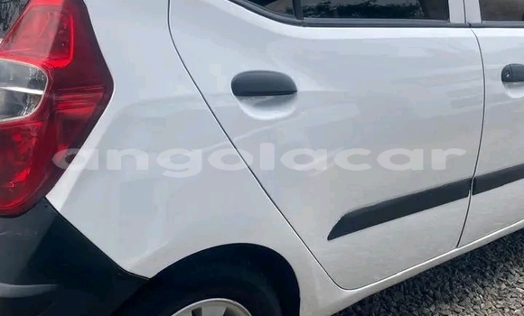 Comprar Usado Hyundai i10 Branco Carro em Luanda em Luanda Province Comprar Usado Hyundai i10 Branco Carro em Luanda em Luanda Province
