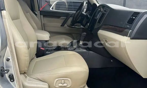 Comprar Usado Mitsubishi Pajero Outro Carro em Luanda em Luanda Province Comprar Usado Mitsubishi Pajero Outro Carro em Luanda em Luanda Province