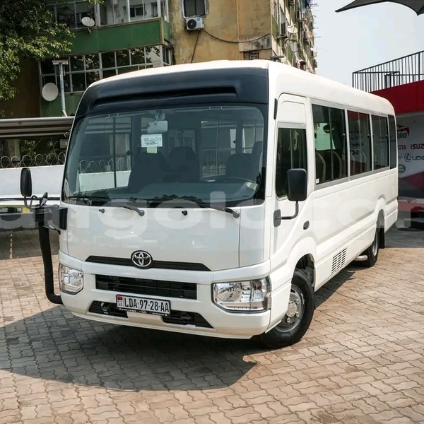Big with watermark toyota coaster luanda province luanda 39266