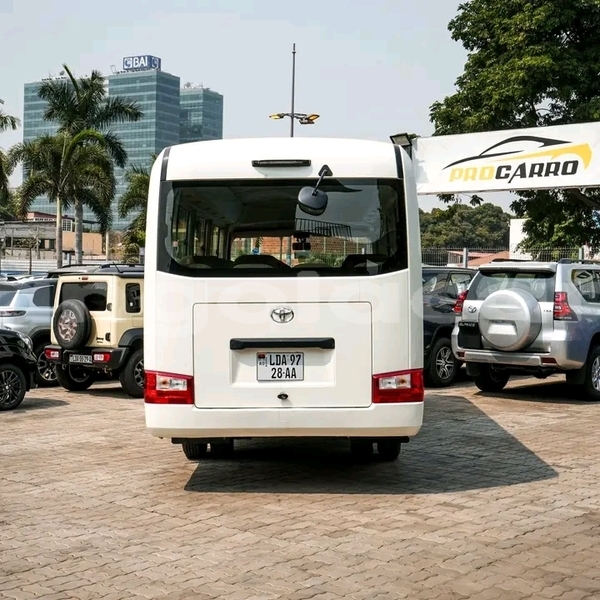 Big with watermark toyota coaster luanda province luanda 39266