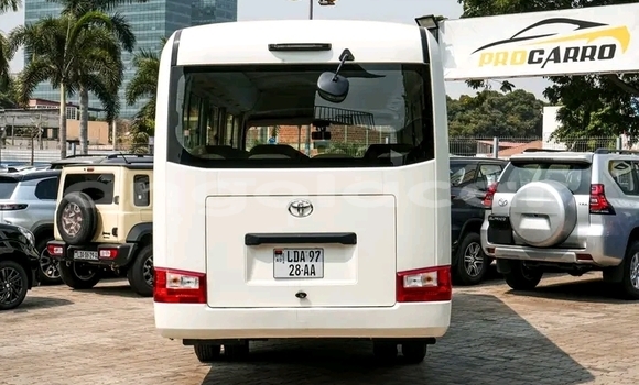 Comprar Novo Toyota Coaster Branco Carro em Luanda em Luanda Province Comprar Novo Toyota Coaster Branco Carro em Luanda em Luanda Province