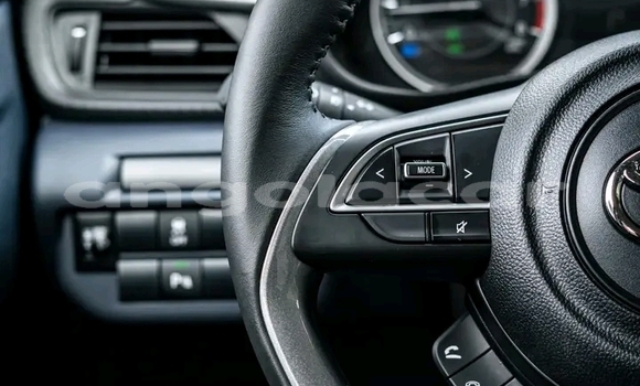 Comprar Novo Toyota Starlet Azul Carro em Luanda em Luanda Province Comprar Novo Toyota Starlet Azul Carro em Luanda em Luanda Province