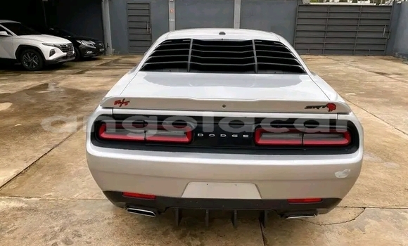 Comprar Novo Dodge Charger Bege Carro em Luanda em Luanda Province Comprar Novo Dodge Charger Bege Carro em Luanda em Luanda Province