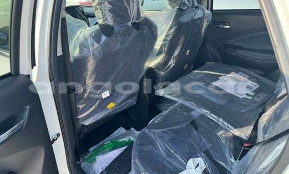 Buy Used Suzuki Swift White Car in Luanda in Luanda Province Buy Used Suzuki Swift White Car in Luanda in Luanda Province