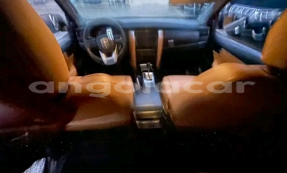 Buy Used Toyota Fortuner Black Car in Luanda in Luanda Province Buy Used Toyota Fortuner Black Car in Luanda in Luanda Province