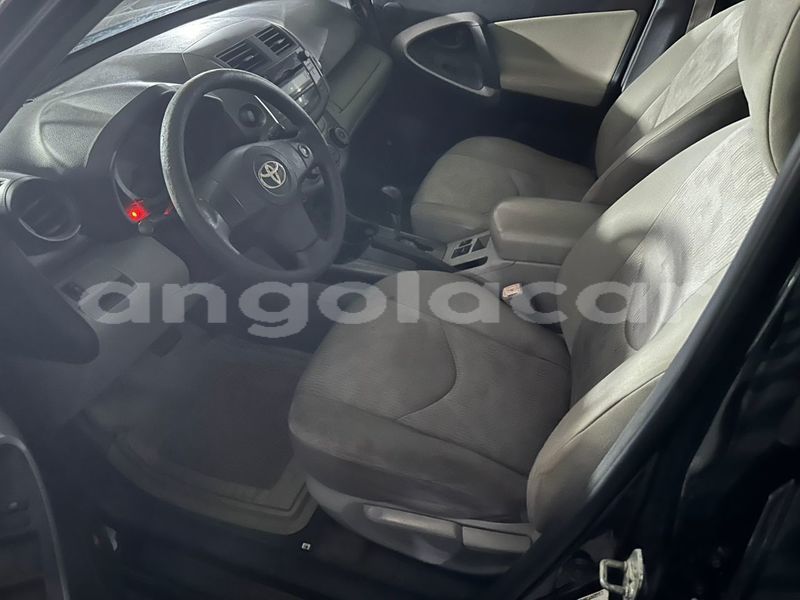 Big with watermark toyota rav4 luanda province luanda 39346