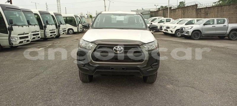 Big with watermark toyota hilux luanda province luanda 39347
