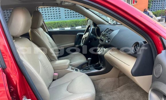 Comprar Usado Toyota RAV4 Vermelho Carro em Luanda em Luanda Province Comprar Usado Toyota RAV4 Vermelho Carro em Luanda em Luanda Province