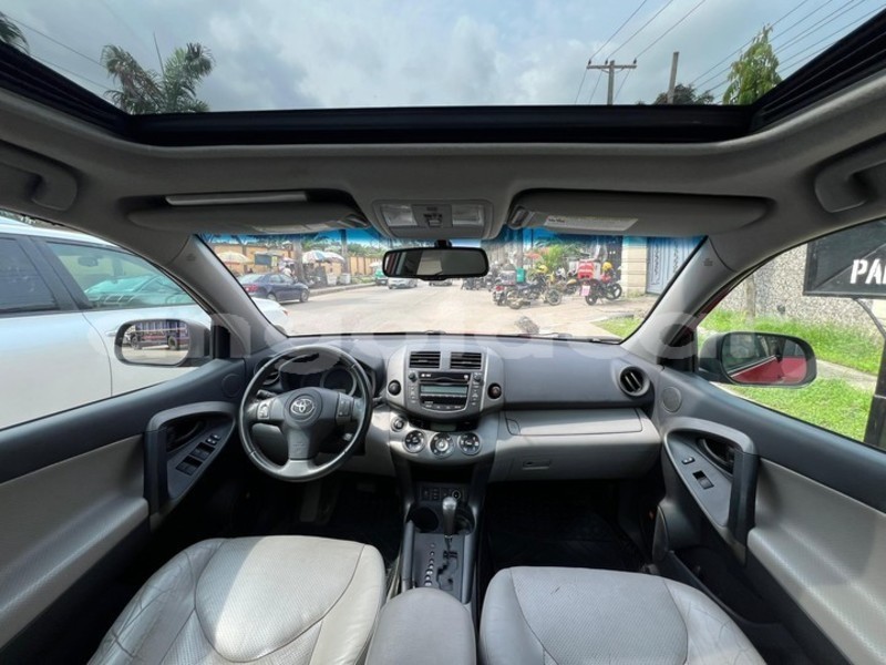 Big with watermark toyota rav4 luanda province luanda 39348
