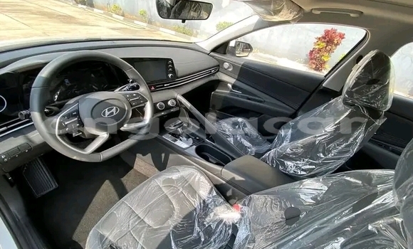Comprar Novo Hyundai Elantra Branco Carro em Luanda em Luanda Province Comprar Novo Hyundai Elantra Branco Carro em Luanda em Luanda Province