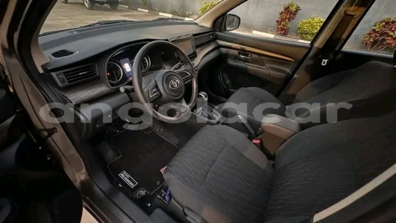 Big with watermark toyota corolla rumion luanda province luanda 39350