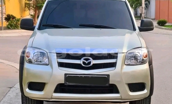 Comprar Usado Mazda BT-50 Bege Carro em Luanda em Luanda Province Comprar Usado Mazda BT-50 Bege Carro em Luanda em Luanda Province