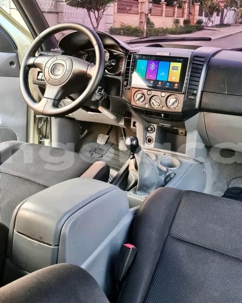 Big with watermark mazda bt 50 luanda province luanda 39352