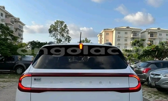 Comprar Novo Hyundai Marcia Branco Carro em Luanda em Luanda Province Comprar Novo Hyundai Marcia Branco Carro em Luanda em Luanda Province