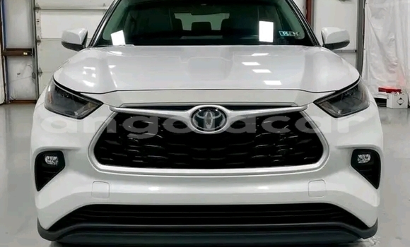 Comprar Novo Toyota Highlander Branco Carro em Luanda em Luanda Province Comprar Novo Toyota Highlander Branco Carro em Luanda em Luanda Province