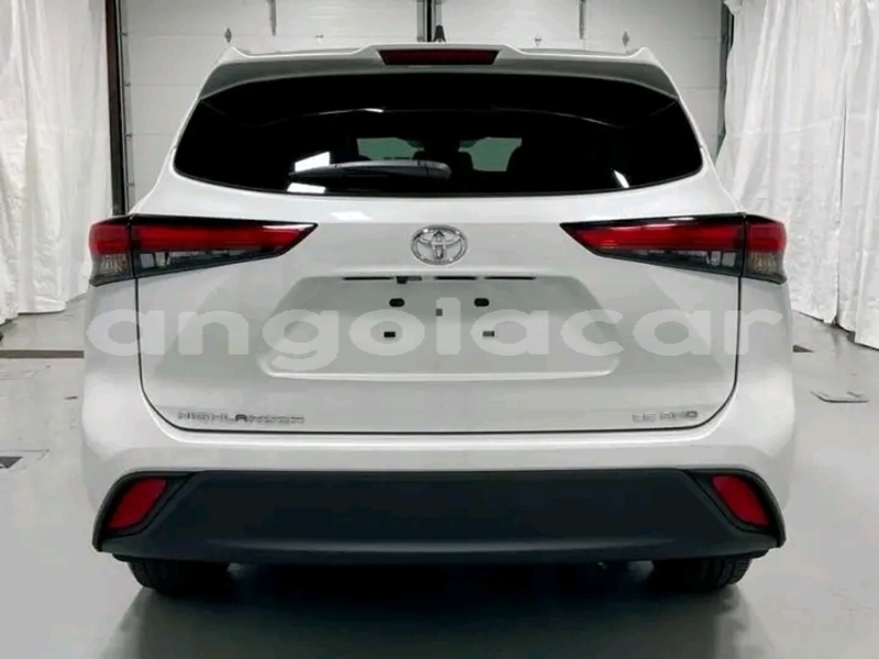 Big with watermark toyota highlander luanda province luanda 39359