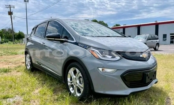 Comprar Novo Chevrolet Tahoe Branco Carro em Luanda em Luanda Province