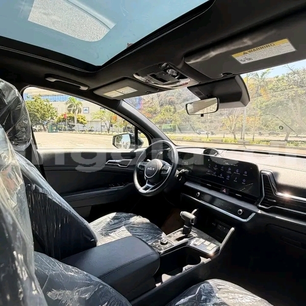 Big with watermark kia sportage luanda province luanda 39377