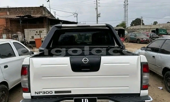 Comprar Usado Nissan Hardbody Branco Carro em Luanda em Luanda Province Comprar Usado Nissan Hardbody Branco Carro em Luanda em Luanda Province