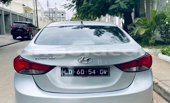 Comprar Usado Hyundai Elantra Bege Carro em Luanda em Luanda Province Comprar Usado Hyundai Elantra Bege Carro em Luanda em Luanda Province