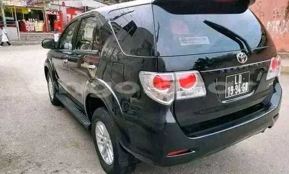 Comprar Usado Toyota Fortuner Prata Carro em Luanda em Luanda Province Comprar Usado Toyota Fortuner Prata Carro em Luanda em Luanda Province