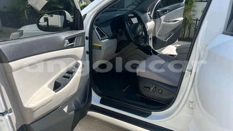 Big with watermark hyundai tucson luanda province luanda 39390