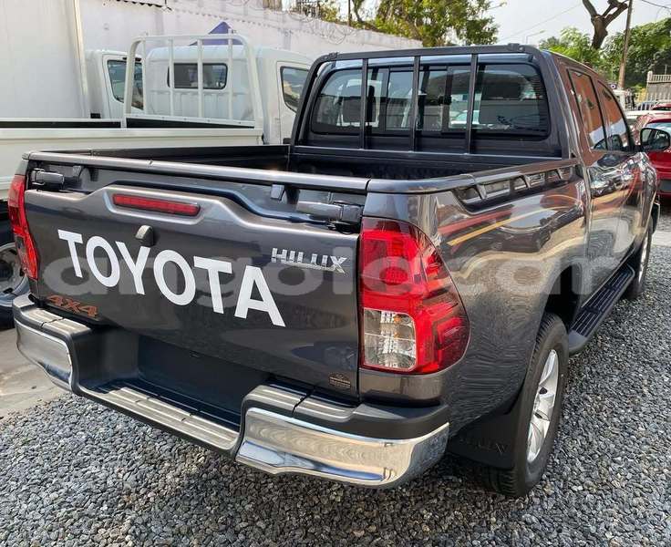 Big with watermark toyota hilux luanda province luanda 39395