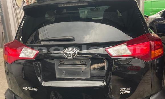 Comprar Usado Toyota RAV4 Preto Carro em Luanda em Luanda Province