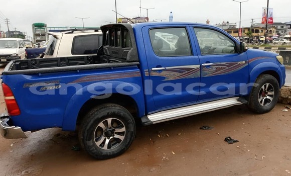 Buy Used Toyota Hilux Blue Car in Luanda in Luanda Province Buy Used Toyota Hilux Blue Car in Luanda in Luanda Province