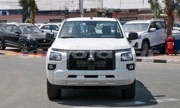 Comprar Novo Mitsubishi L200 Branco Carro em Luanda em Luanda Province Comprar Novo Mitsubishi L200 Branco Carro em Luanda em Luanda Province