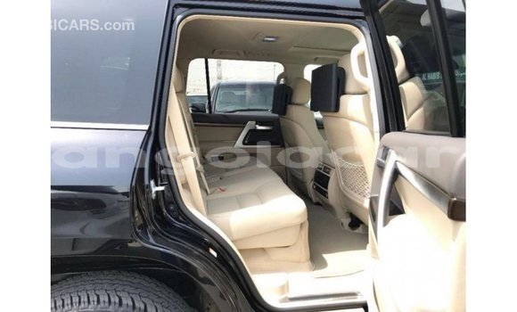Comprar Importar Toyota Land Cruiser Preto Carro em Import - Dubai em Bengo Province Comprar Importar Toyota Land Cruiser Preto Carro em Import - Dubai em Bengo Province