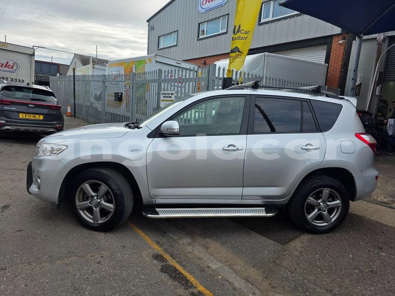 Big with watermark toyota rav4 luanda province luanda 39415
