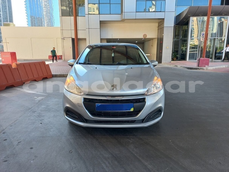 Big with watermark peugeot 208 luanda province luanda 39416