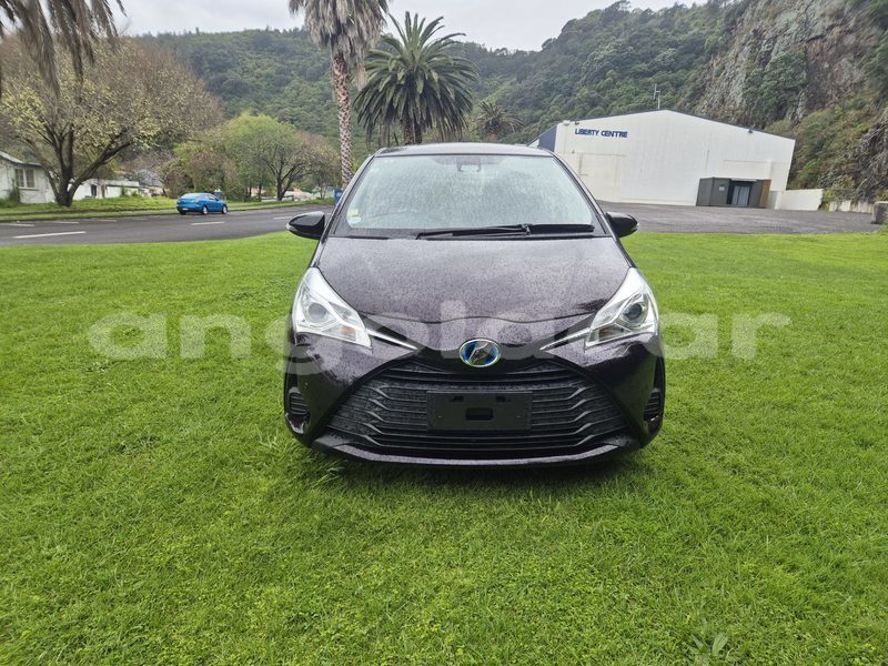 Big with watermark toyota vitz luanda province luanda 39417